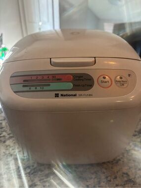 Nation LTD White and Cream Electric Rice Cooker with Simple Controls